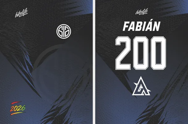 jersey buzo black and blue